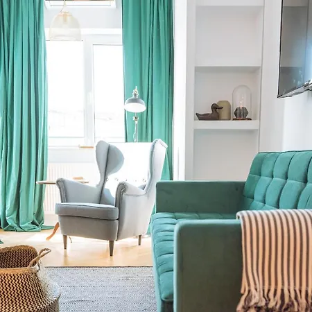 Brezoianu Spacious Flat-3