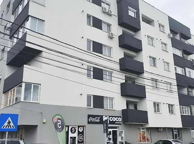 Yellow House Luxury Berceni Bucureşti, România