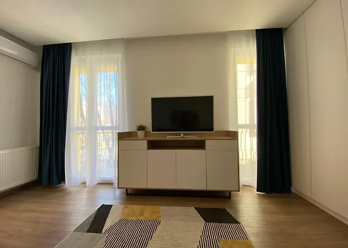 Cozy Apartment In The Business Area Of Bucharest
