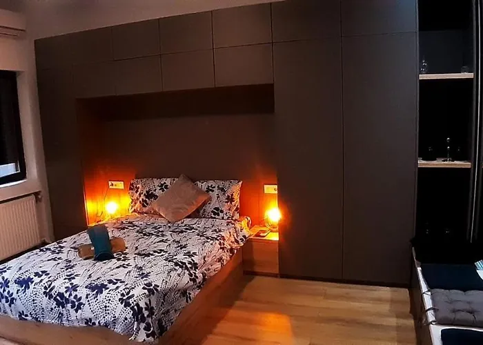 Best Ambiance And Vew In Center Bucharest