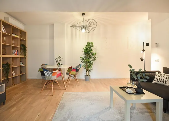 Vacation Feel - 2Br Apartment With Terrace & Private Parking In Baneasa Bucureşti, România