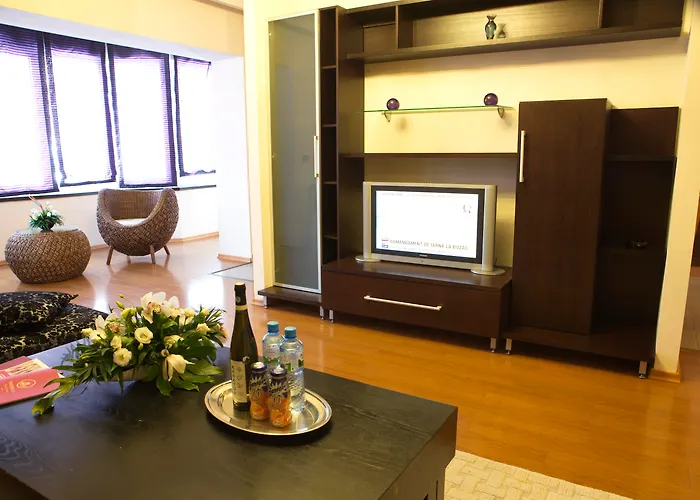 Phoenicia Grand
