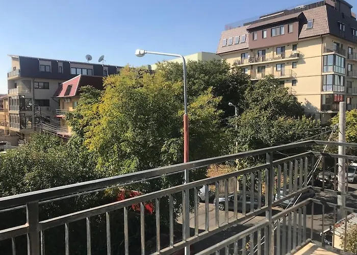 Lovely Apartment In Villa In Bucharest