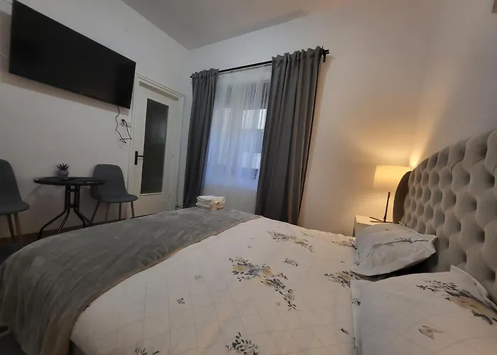 Carmen Housing 2