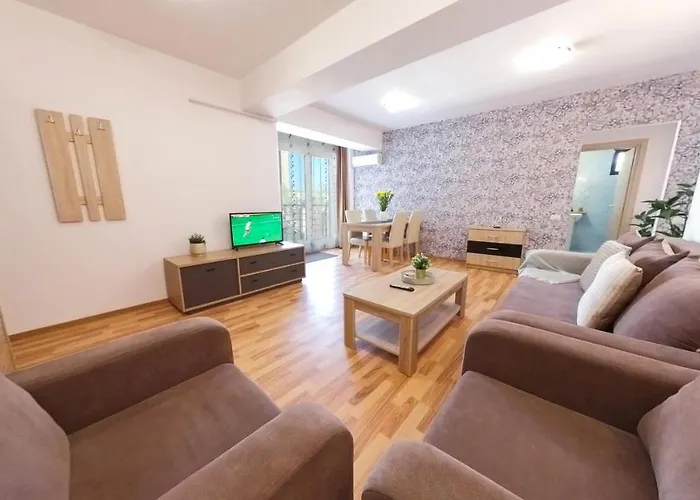 Old Town Flowery Apartment Bucureşti, România