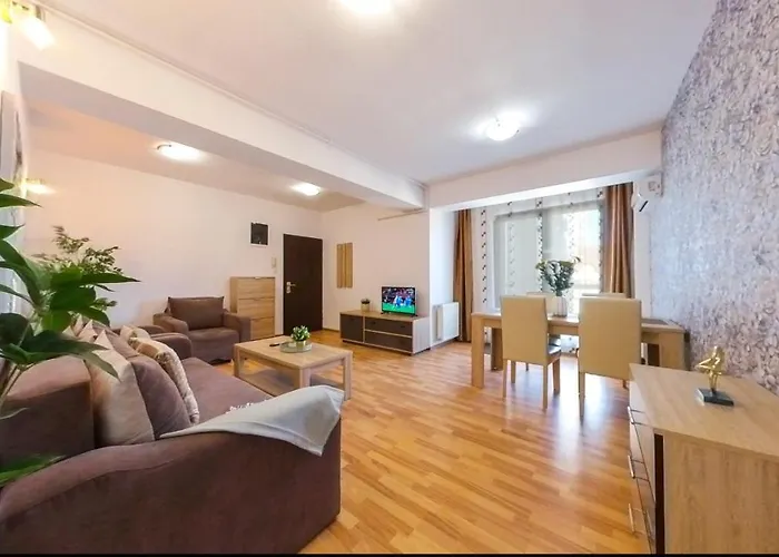 Old Town Flowery Apartment