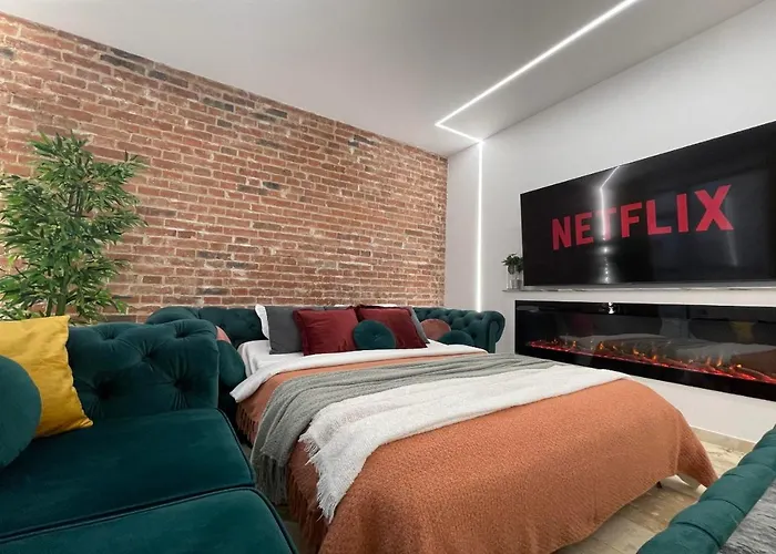 Luxury Living: Smart 2BR Apartment at Unirii Square