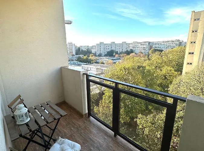 Tree House Apartment Bucharest, Romania
