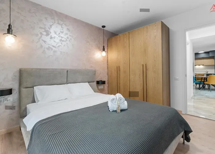 Apartament Opera Residence - Cismigiu, Eroilor, Free Private Parking Bucureşti, România