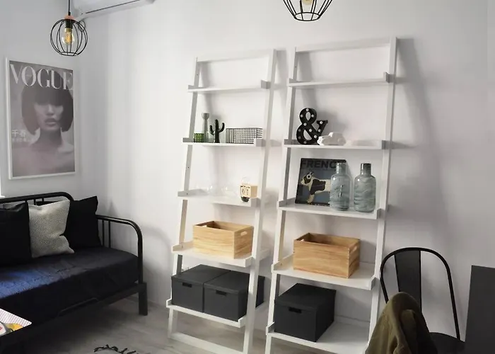 2 Bdr / Cozy Ap Near Old Town
