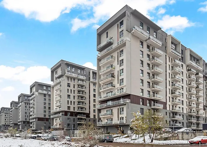 Living In Color - Chic Apartment With Balcony At Belvedere Residences