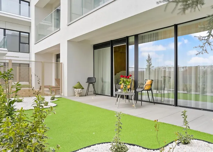 One Luxury Apartments - Verdi Park