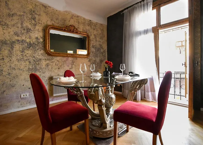 Brancovenian Wonder - 3Br Near Cismigiu Park