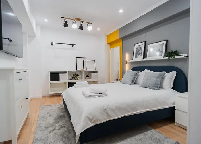 Urban Pearl - Old Town - Unique 4Br/3Ba Apartment Bucharest, Romania