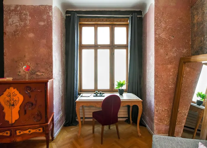 Brancovenian Wonder - 3Br Near Cismigiu Park