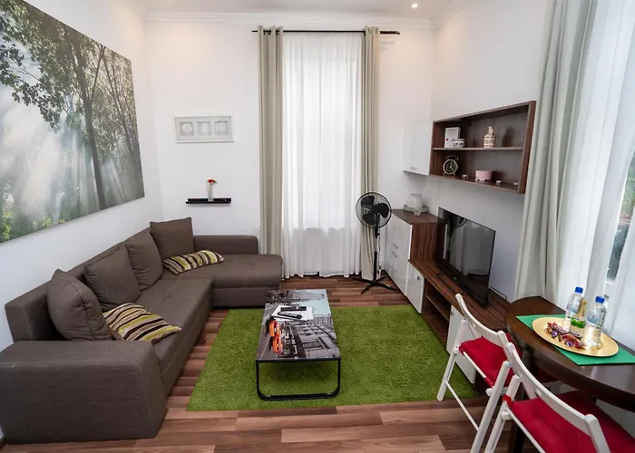 Downtown Central University Apartament - Cal1