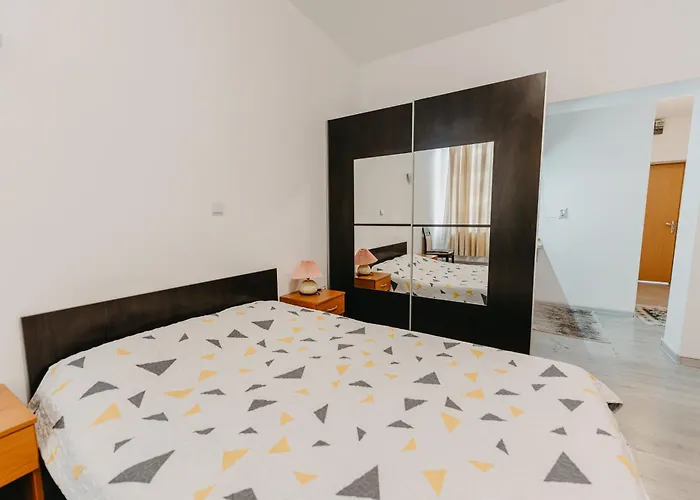 Studio Piata Amzei NR.1 (17 A)