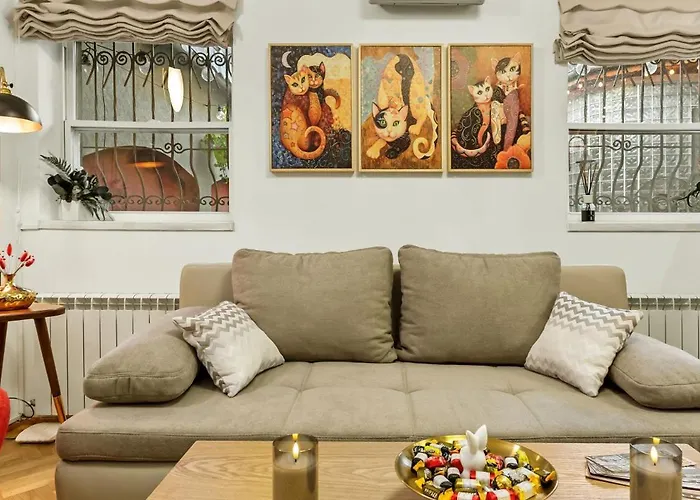 Casa de povești - Calea Victoriei Apartment Bucureşti, România