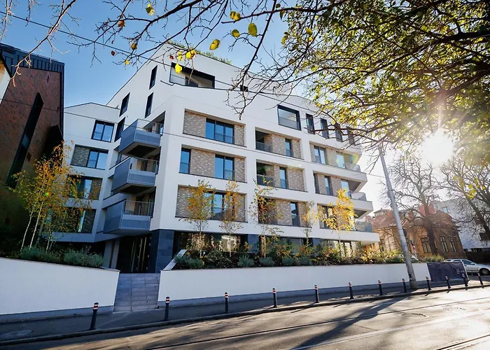The Corner Luxe Apartment