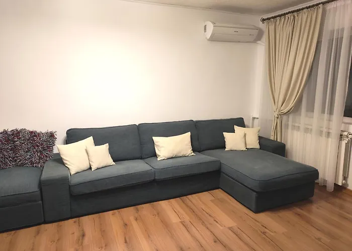 Platinum Apartment - apartament cu 3 camere, 2 dormitoare, 2 bai, bucatarie complet utilata, 2 balcoane