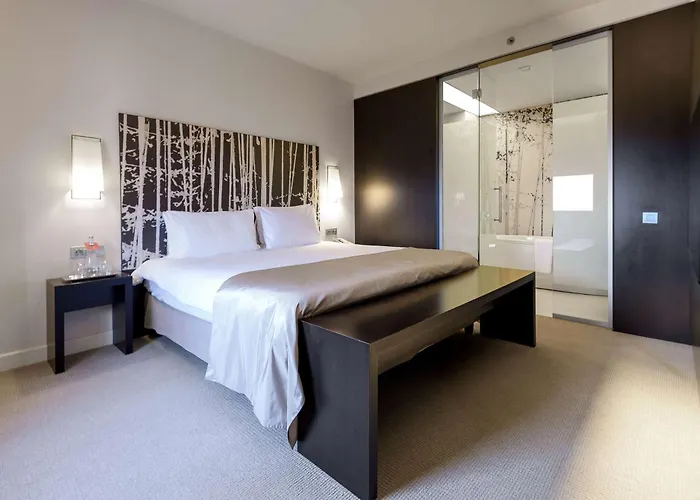 Ramada Plaza By Wyndham Bucharest Convention Center Hotel, România