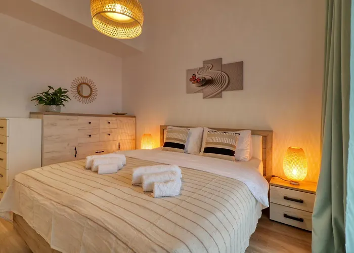 Relaxation Station - My Charming, Cosy&Inviting Apt - Smart Thermostat - Private Parking - Ior Park - Long Term Price Cuts