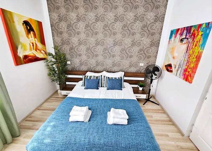 Downtown, Close To Old Town, Family Friendly - Ivo10 Bucureşti, România