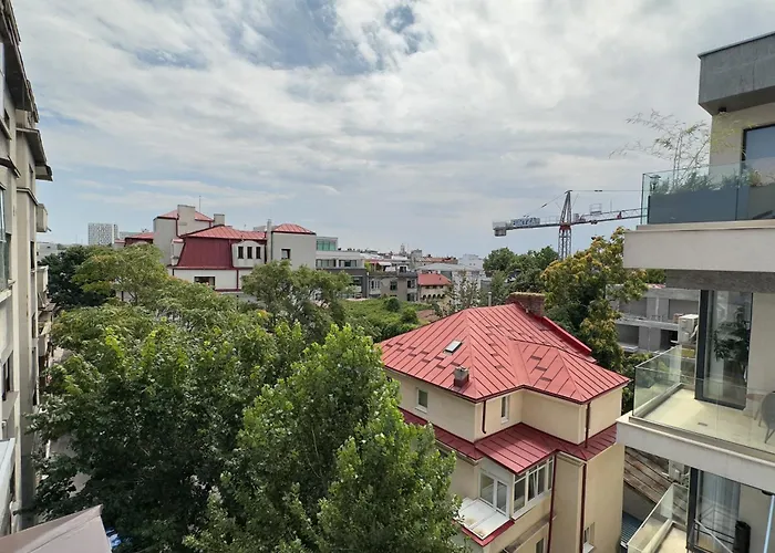 Victoriei - The Historical Part