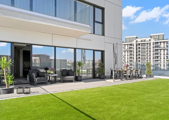One Luxury Apartments - Verdi Park