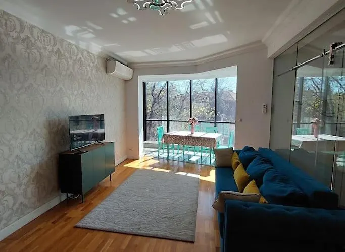 Prime 2Bdr At Arc De Triumph Apartment Bucureşti, România