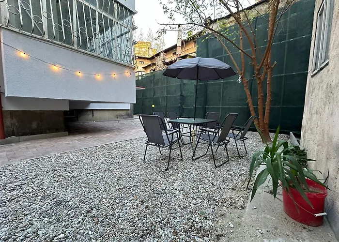 Old Town Retreat Studio 9