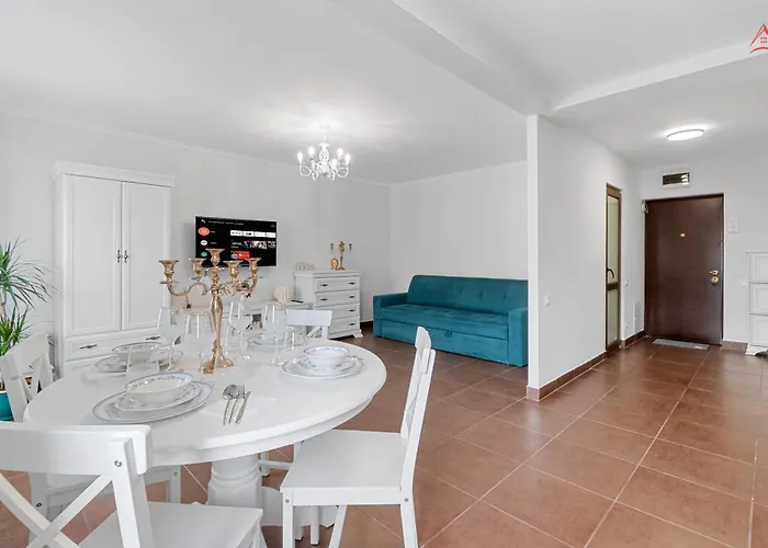 Flh - Piperaki Studio Vitan Bucureşti, România