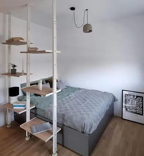 Urban Studio - Central Condominium