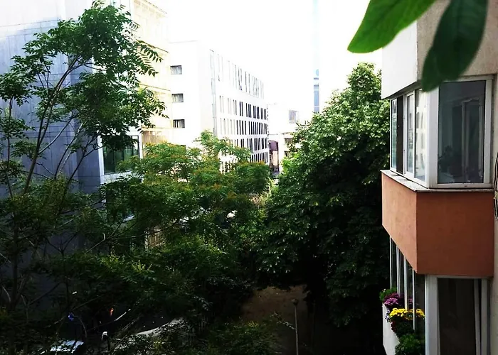 Kiwi Apart-Hotel 1Br Wi-Fi Free - Close To Old Town - Cozy Location - Shorter Or Longer Stay - R&M Boutique