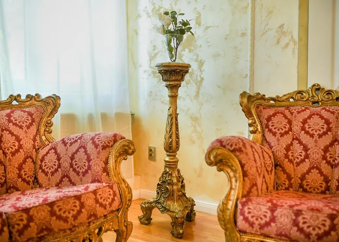 Centrally Located 2Br Apartment With Balcony & Unique Design Bucharest, Romania