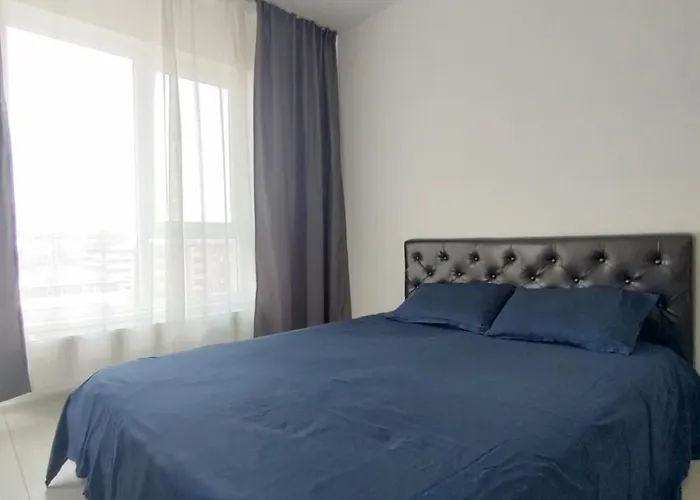 Luxury Modern Free Parking Air Conditioning Netflix Superb Bright View Balcony Self Check In Militari