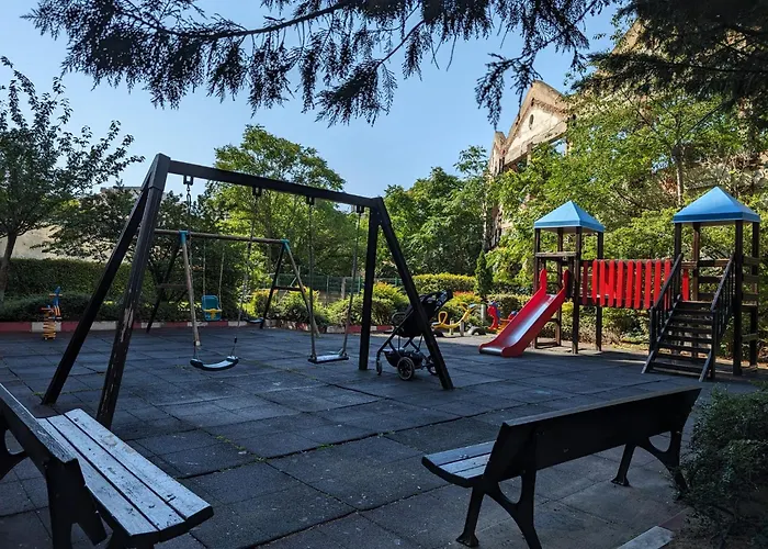 Central City Oasis - Incity Bucureşti, România
