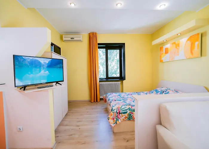 Artist Studio Near National Theatre