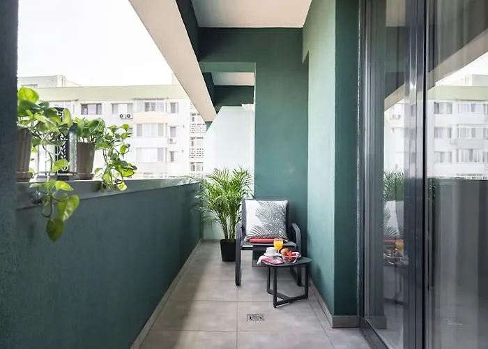 Central 17 Apartment - New Building & Parking