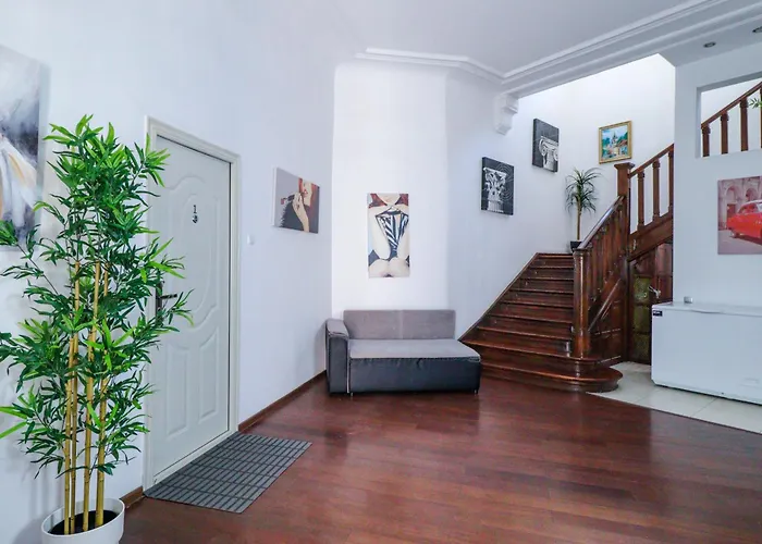 Cozy Apartment Old City Center - Cal3 Bucharest, Romania