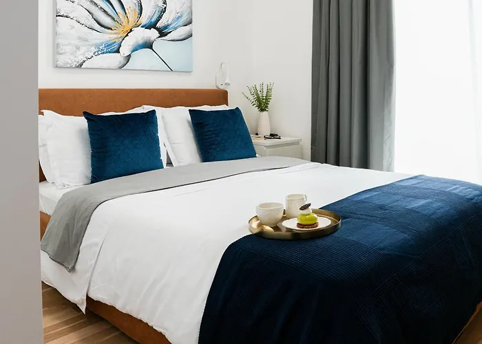 Alesia - Lovely, Colorful & Cozy Apartment