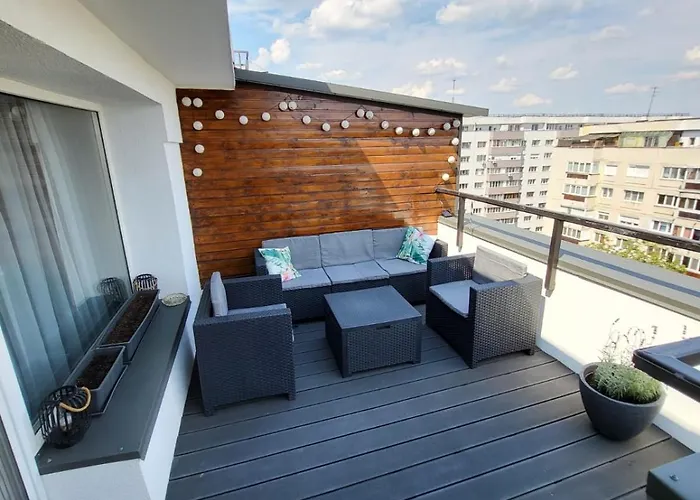 Demure Terrace
