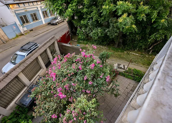 City Center Villa - Shabbat Friendly