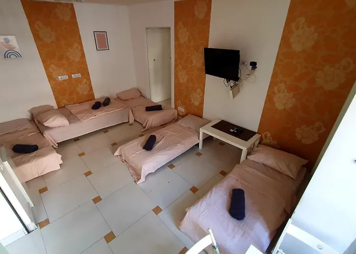 Central 2Br Apartment With Balcony - Italian Church & City View Bucureşti, România