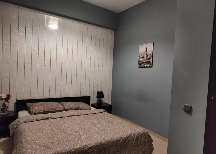 Old Town Bucharest- Shared Apartment, România