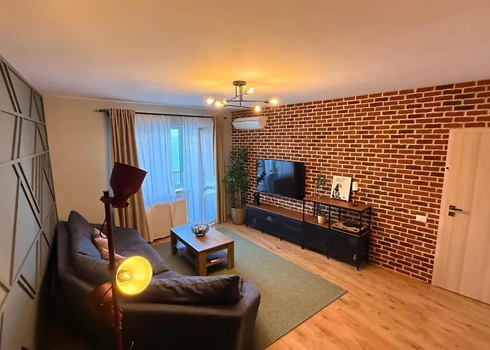Isg - Near Carol Park & Unirii Area - Rh Living
