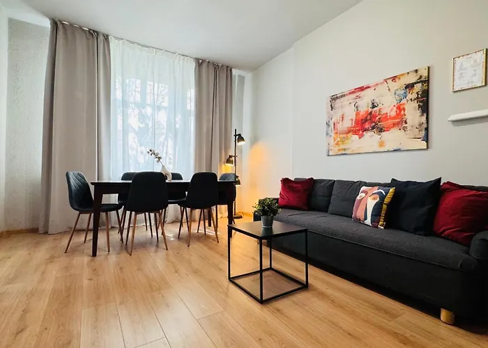 Ideal Home - Spacious & Modern Accommodation Near Unirii Square Bucharest, Romania