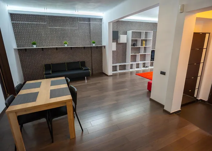 Cozy&Spacious Apartment near Victoriei Square