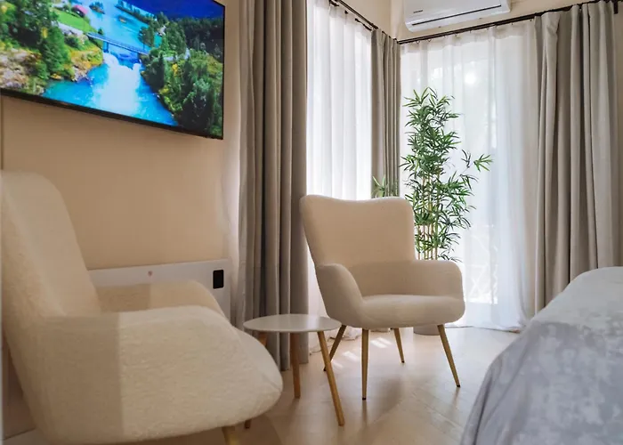 Oldtown Central Oasis --- Self Check In --- Metro Station At 1Min --- Secured Parking Nearby---