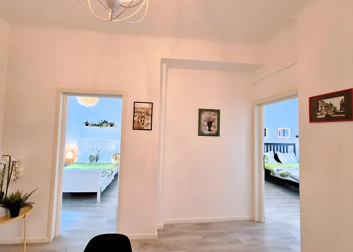 Downtown Spacious Retreat